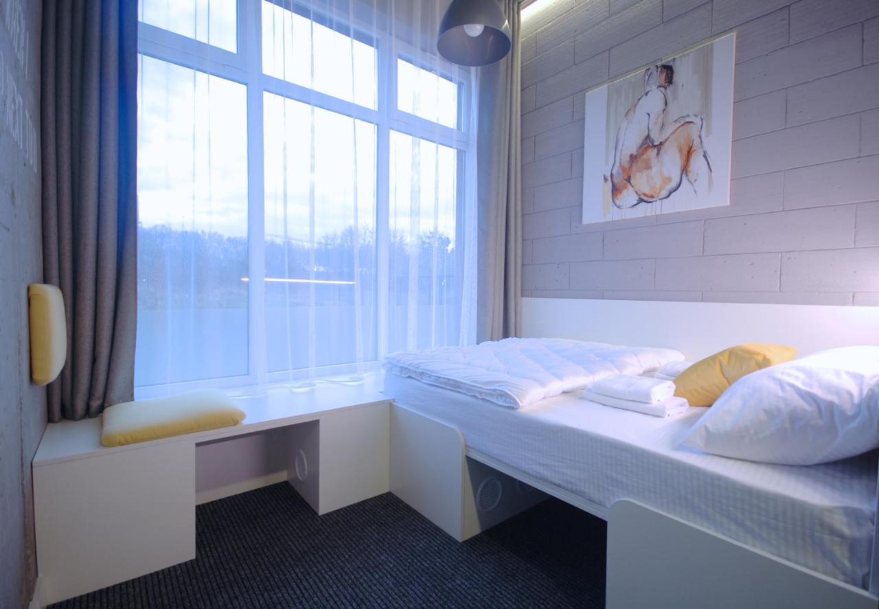 Cubby Hotel Лвив Екстериор снимка