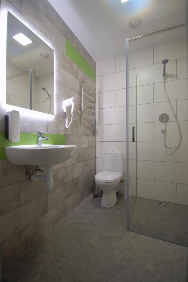 Cubby Hotel Лвив Екстериор снимка